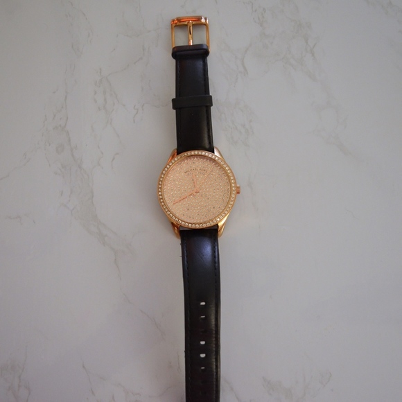 Michael Kors - Crystal Leather Strap Watch